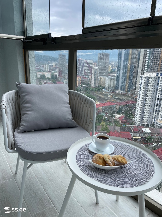 3 room Flat Daily rent. Batumi - Bild 4