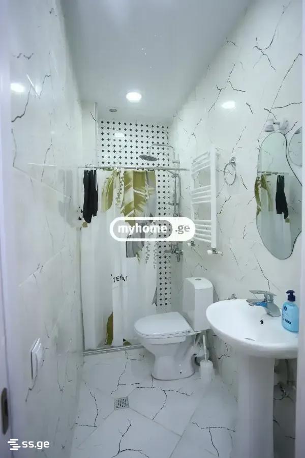 13 Room Hotel For Rent. Saburtalo view 5