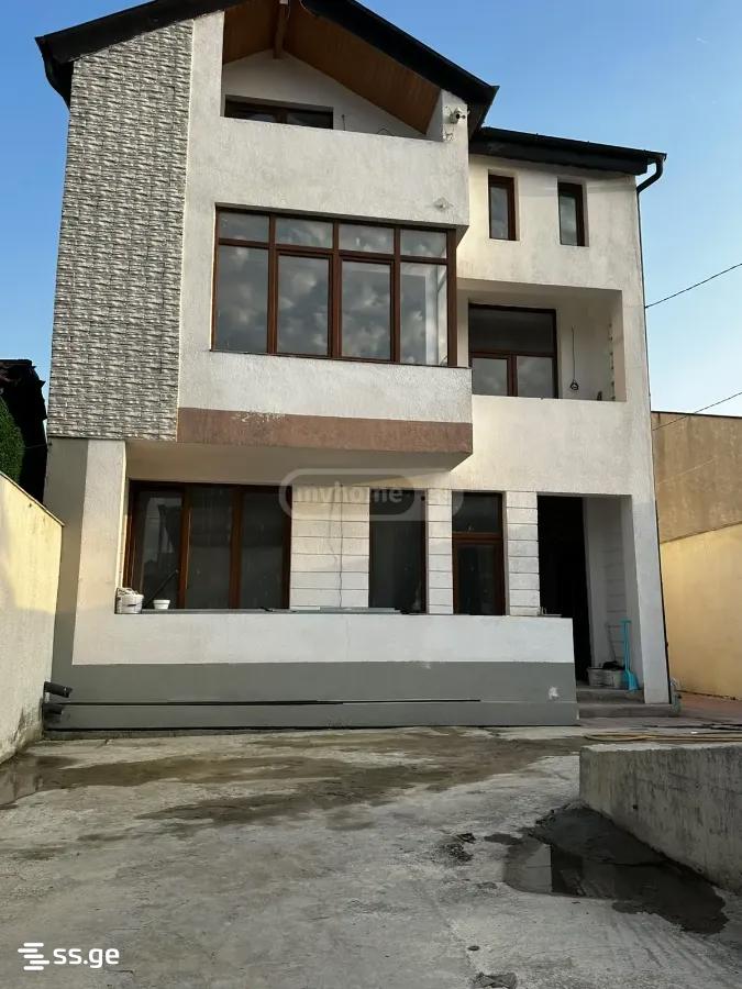 7 Room Private House For Rent. Isani, 2 of 12