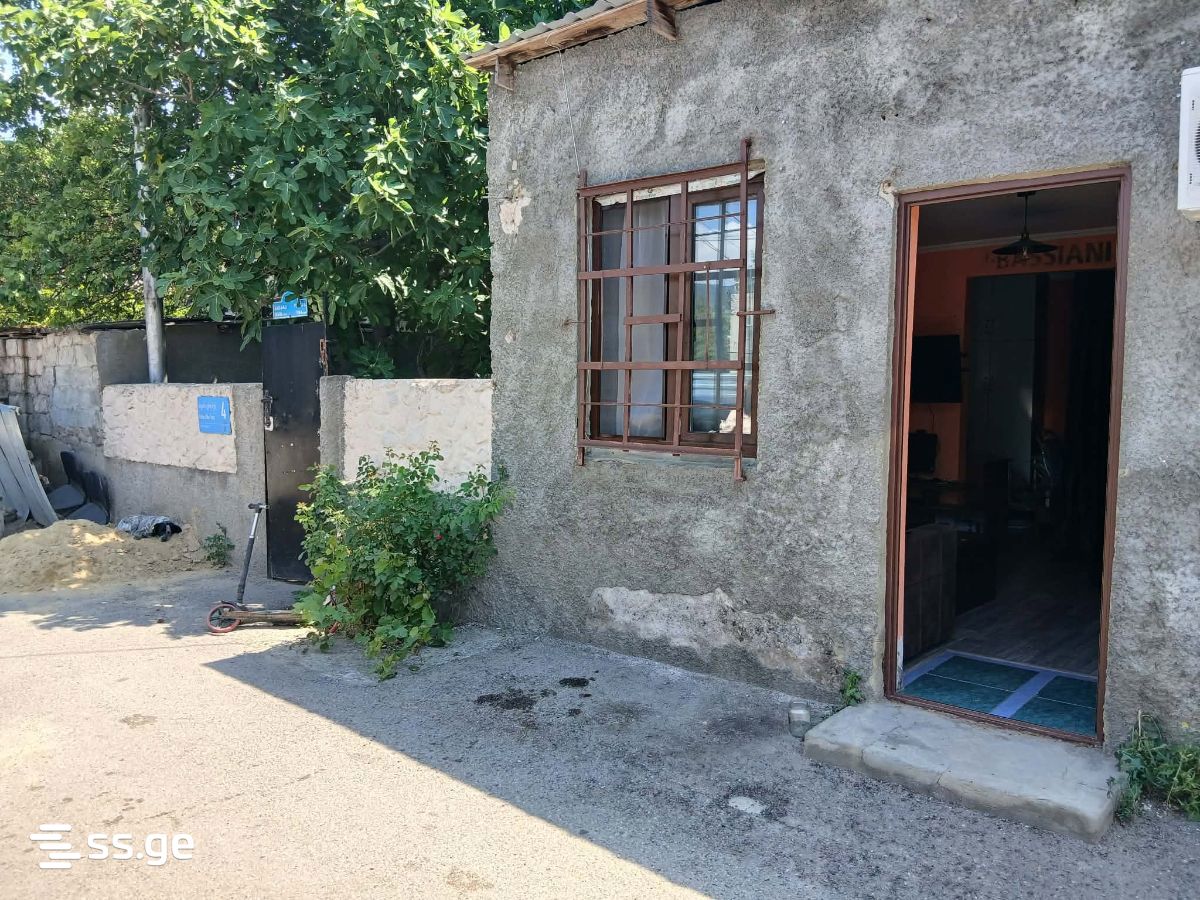 2 Room Private House For Sale view 2