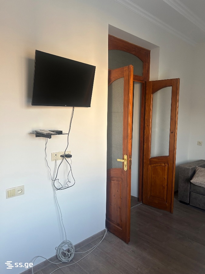 2 Room Flat For Rent. Avlabari view 5
