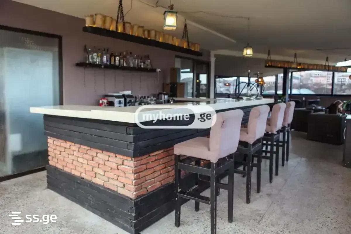 20 Room Hotel For Rent. Sololaki view 6