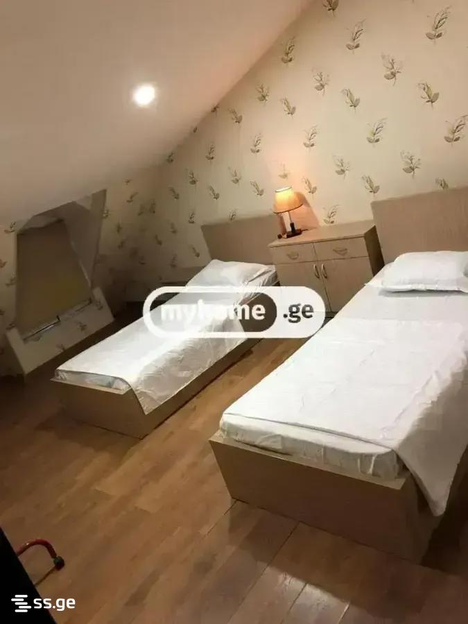 4 Room Hotel For Rent. Chugureti view 7