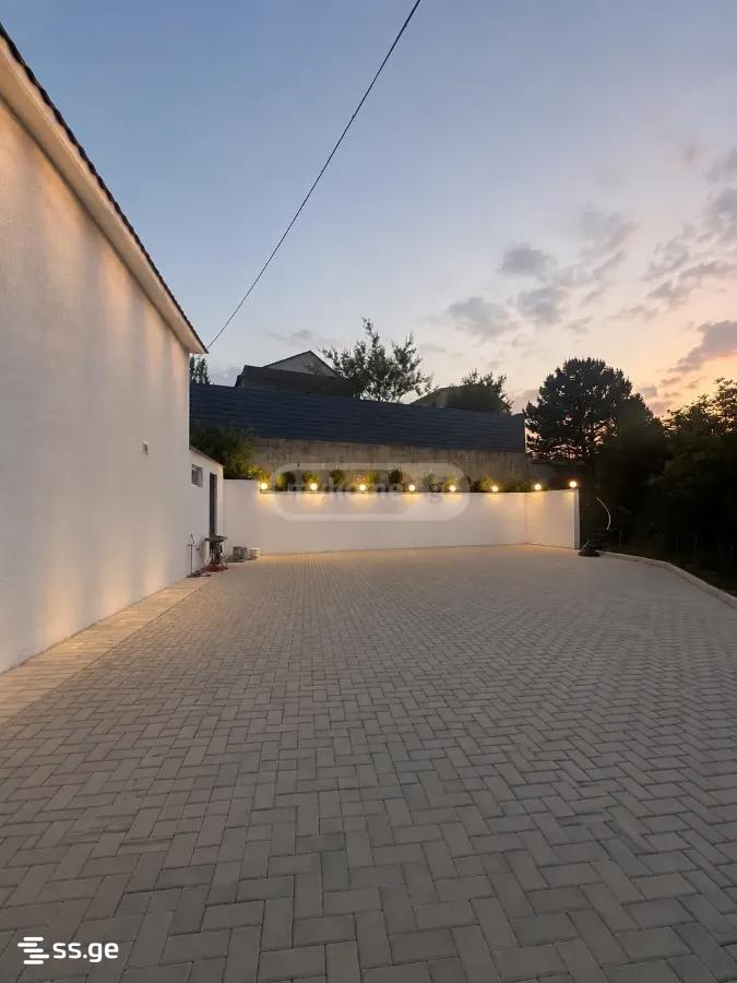 6 Room Private House For Sale view 8