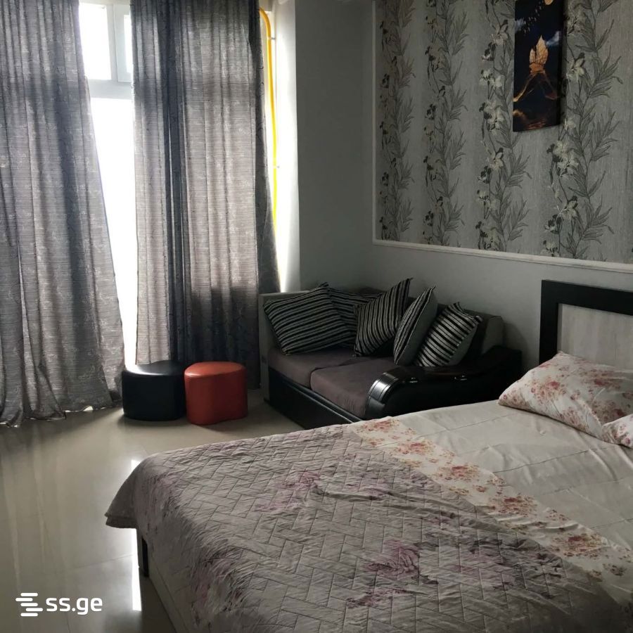 3 Room Flat For Sale view 3