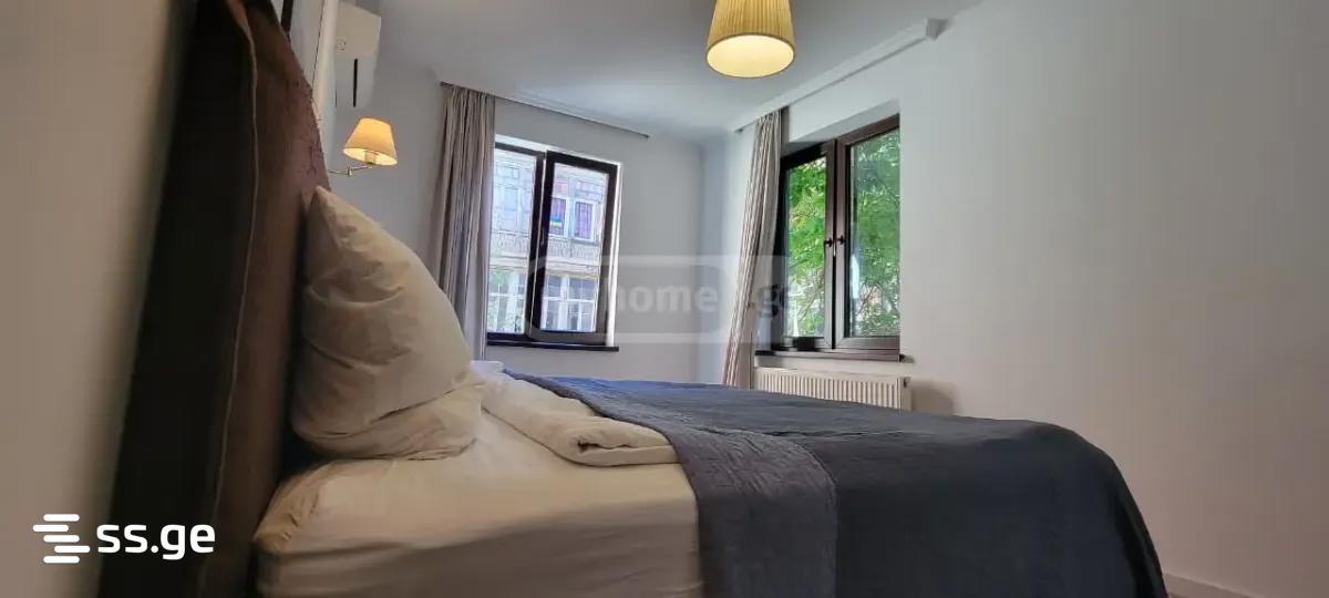 3 Room Flat For Sale view 1