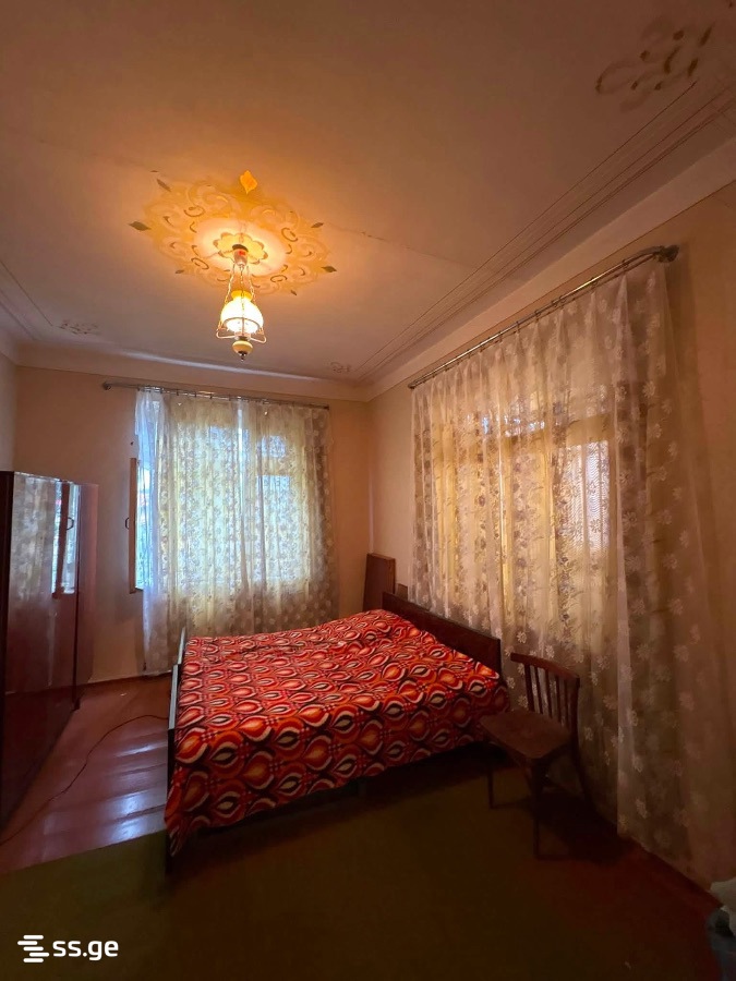 4 Room Private House For Sale view 9