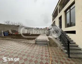 9 Room Private House For Sale view 4