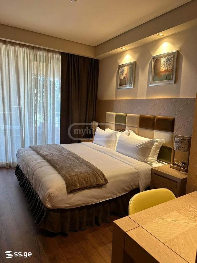 2 Room Flat Daily Rent. Chaqvi view 1