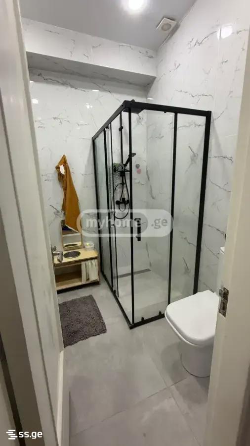 5 Room Flat For Rent. Vake, 1 of 12