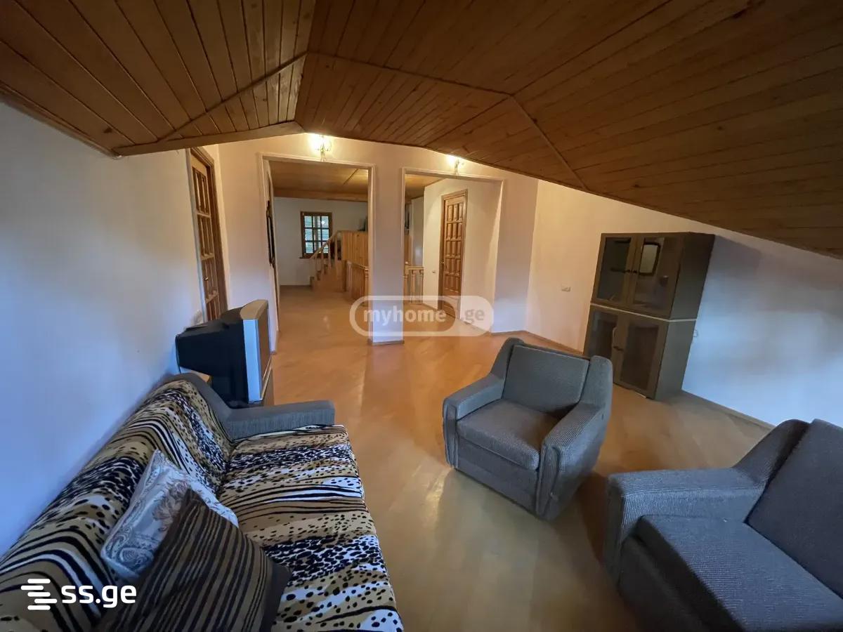 7 Room Summer Cottage For Sale view 8