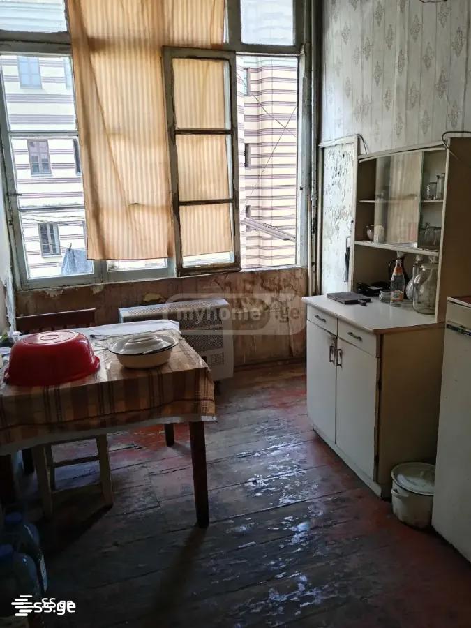 4 Room Flat For Sale view 4