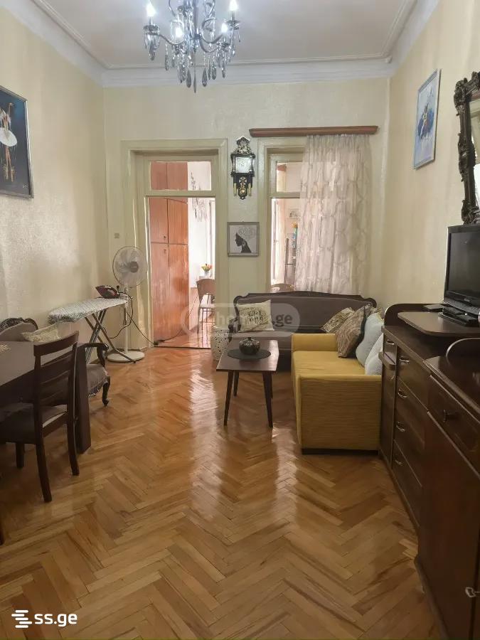 4 Room Flat For Sale view 1