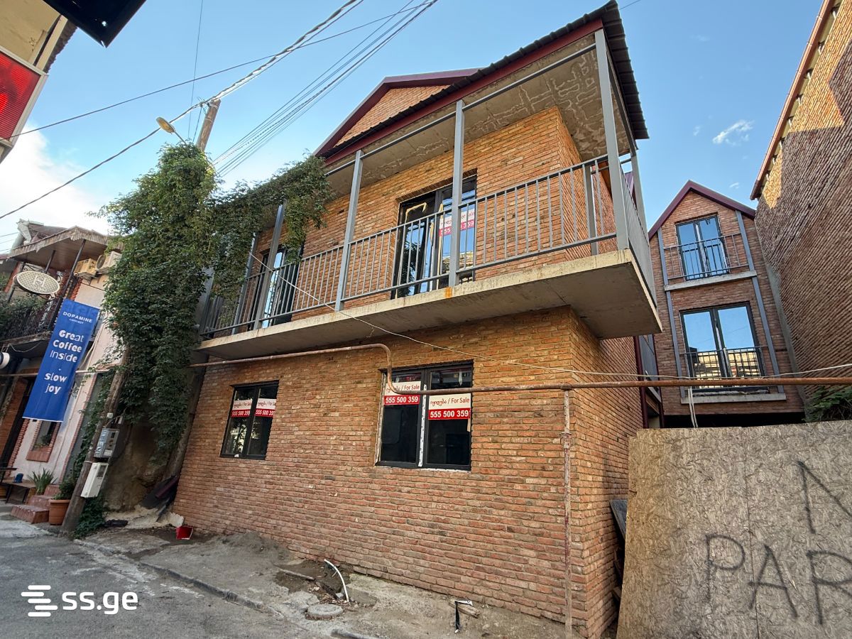 4 Room Private House For Sale view 1