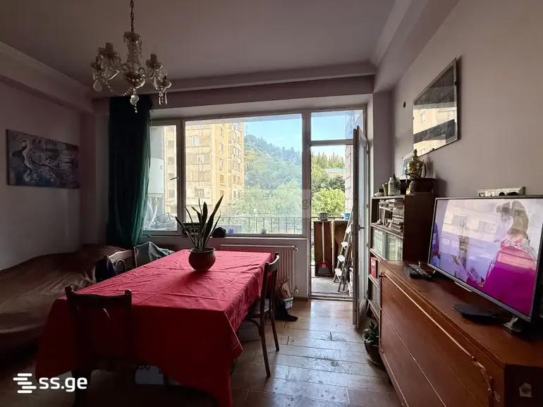 3 Room Flat For Sale view 3