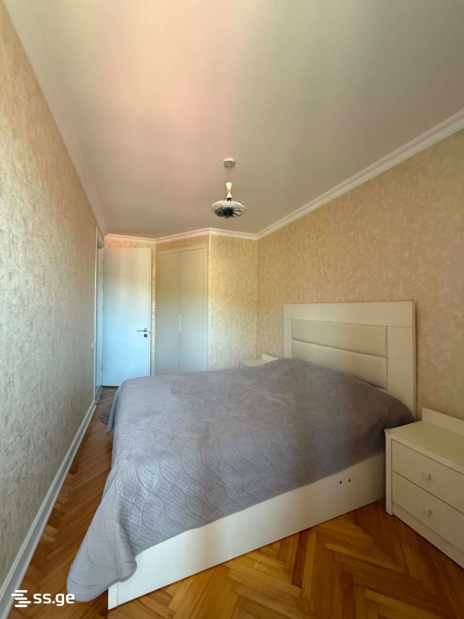 3 Room Flat For Sale view 8