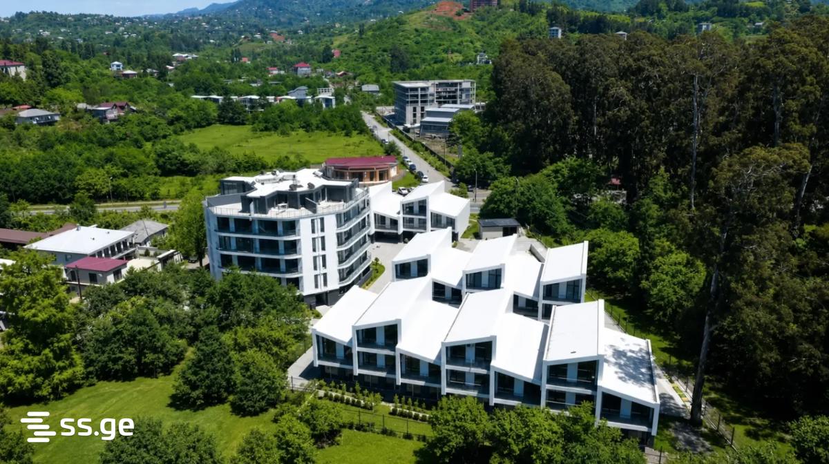 6 Room Private House Daily Rent. Chaqvi view 15