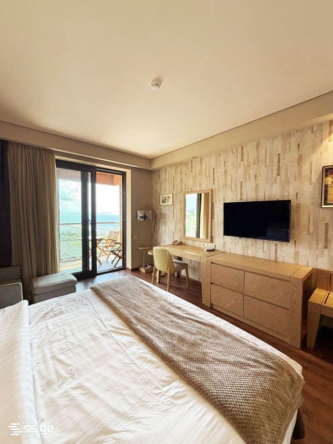 1 Room Flat For Sale view 2