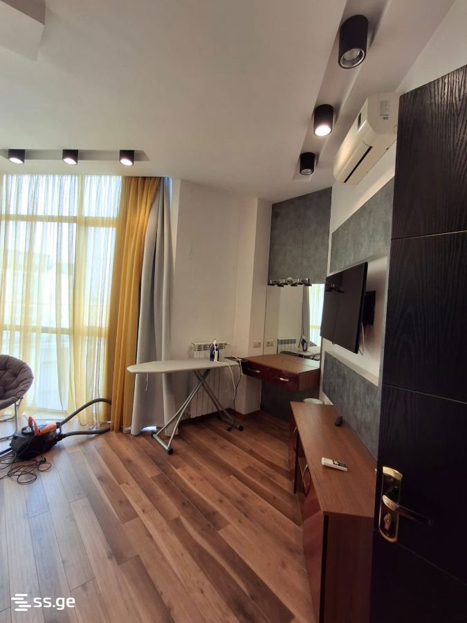 4 Room Flat For Sale view 4