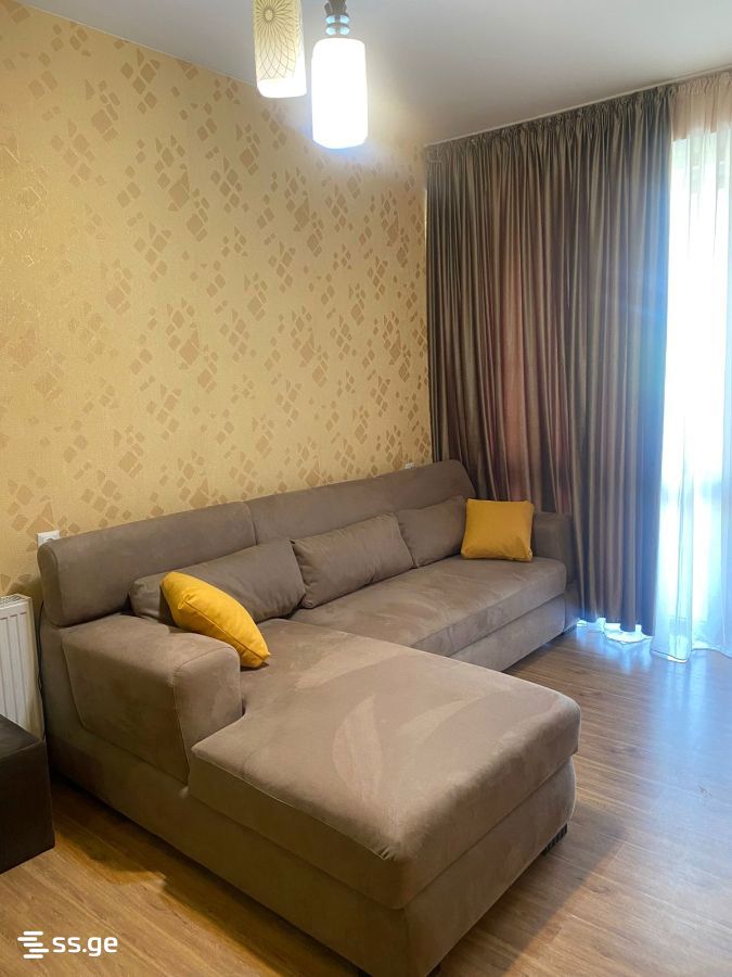Продажа 2-комната Квартира, 1 of 12