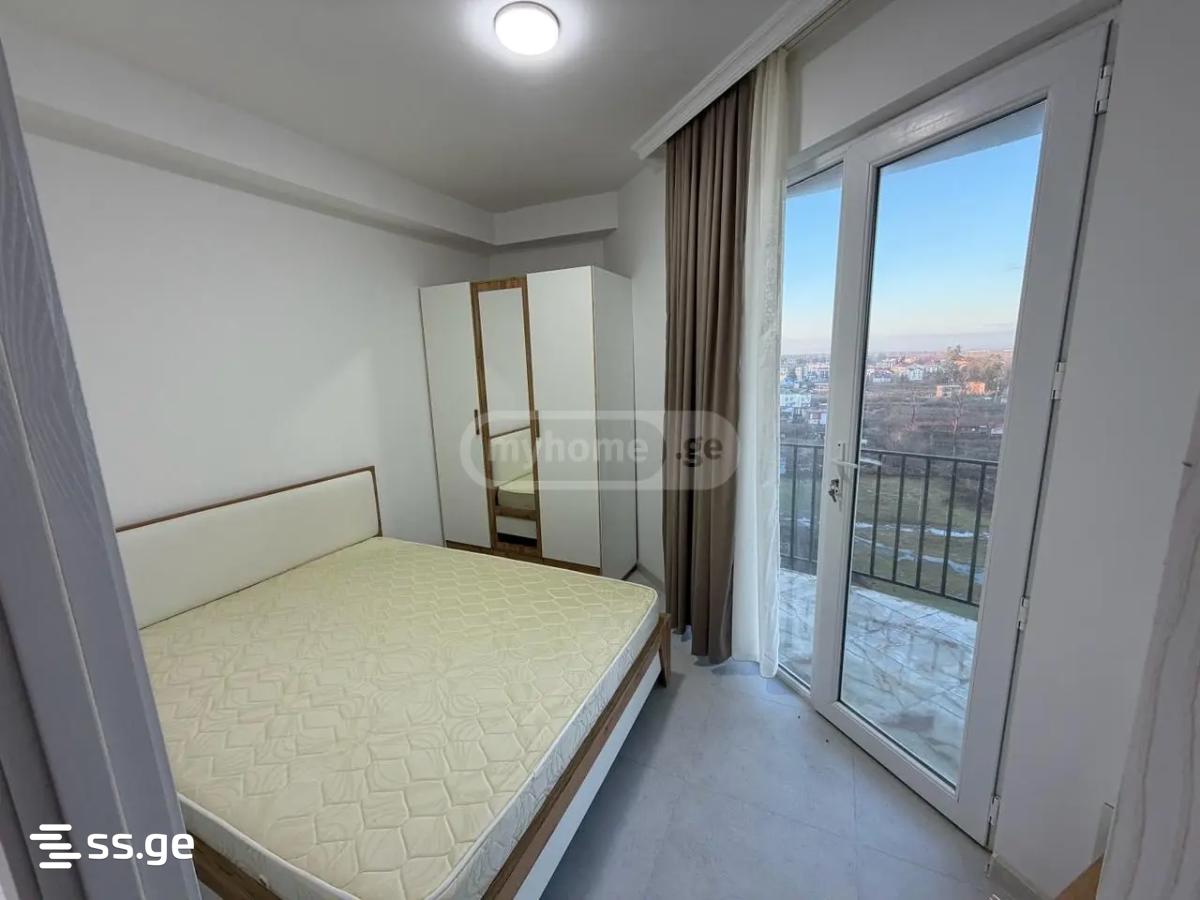 3 Room Flat For Sale view 3