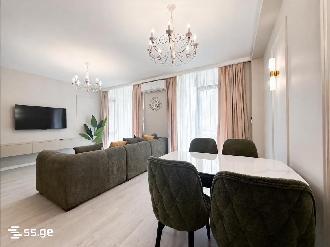 6 Room Private House Daily Rent. Chaqvi view 4
