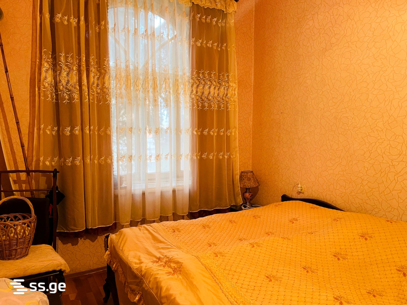 3 Room Flat For Sale view 3