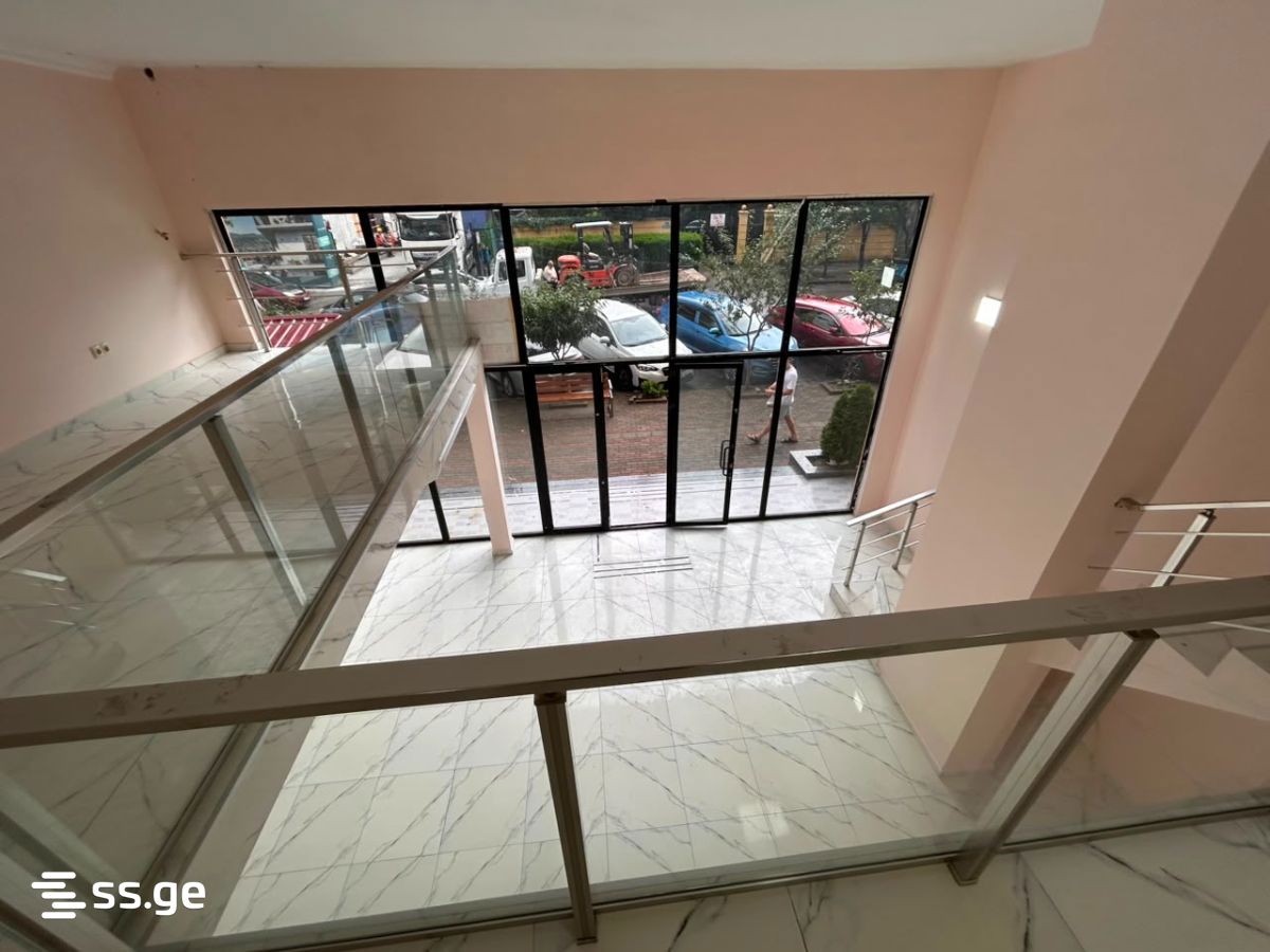 Shopping Property For Rent. Batumi, 5 of 7