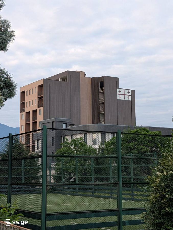 3 Room Flat For Sale view 5
