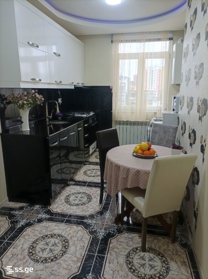 3 Room Flat Daily Rent. Batumi view 1