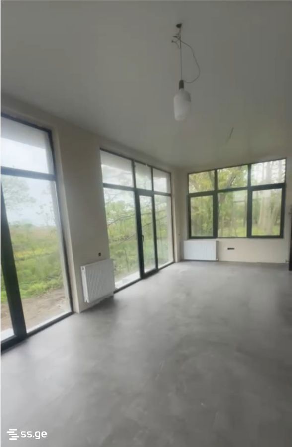 6 Room Private House For Sale view 5