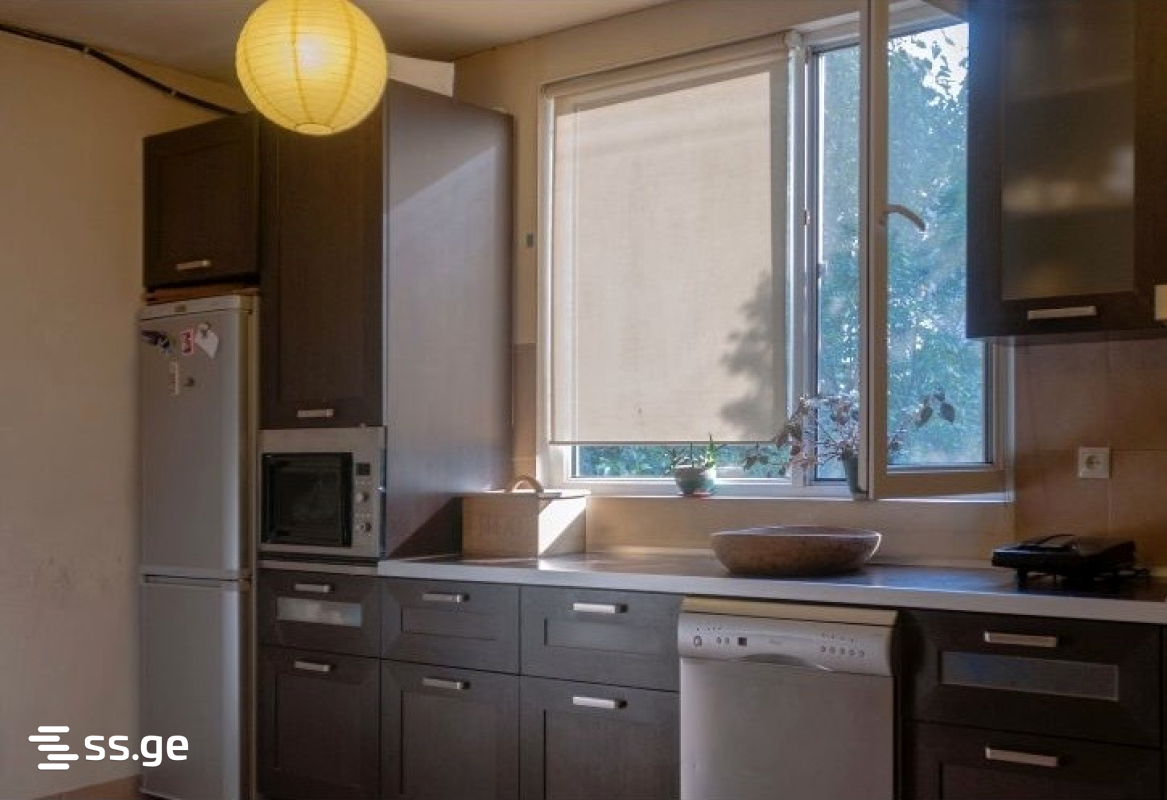 3 Room Flat For Sale view 4
