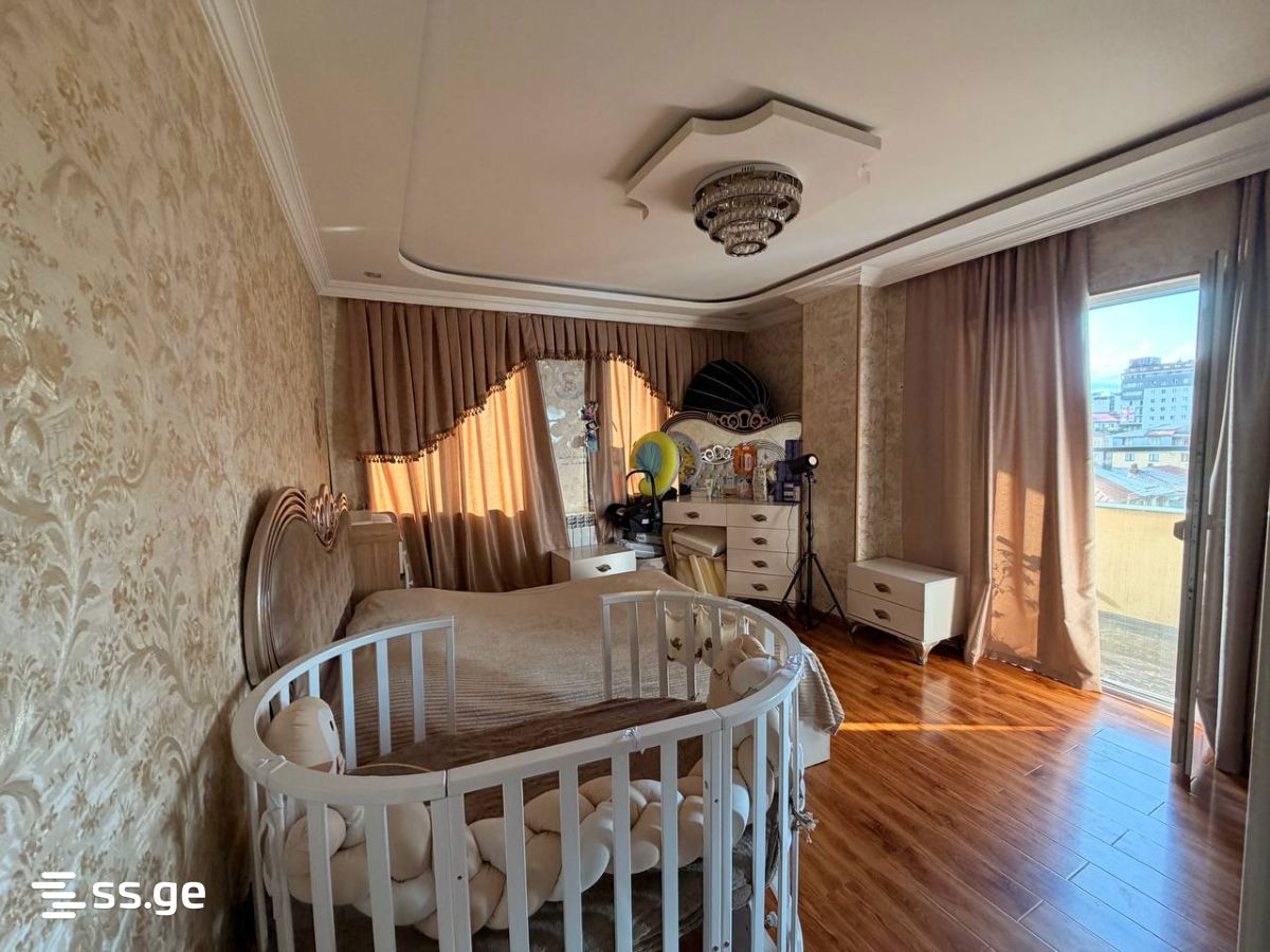 3 Room Flat For Sale view 4