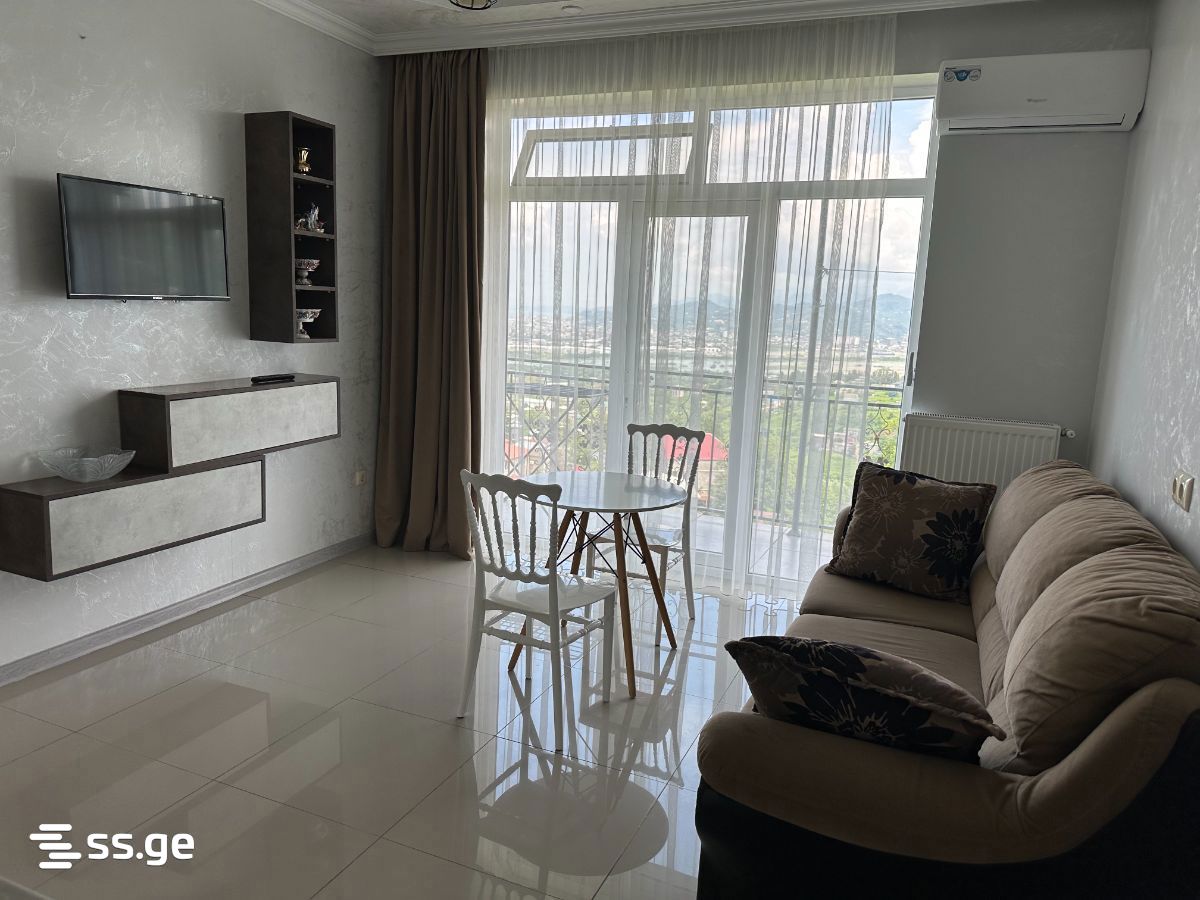 6 Room Private House For Rent. Batumi, 4 of 12