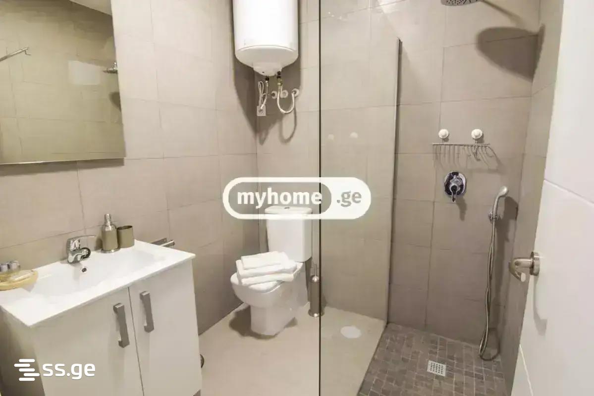 12 Room Hotel For Rent. Chugureti view 3