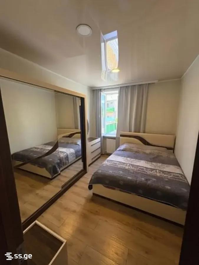 5 Room Flat For Sale view 4