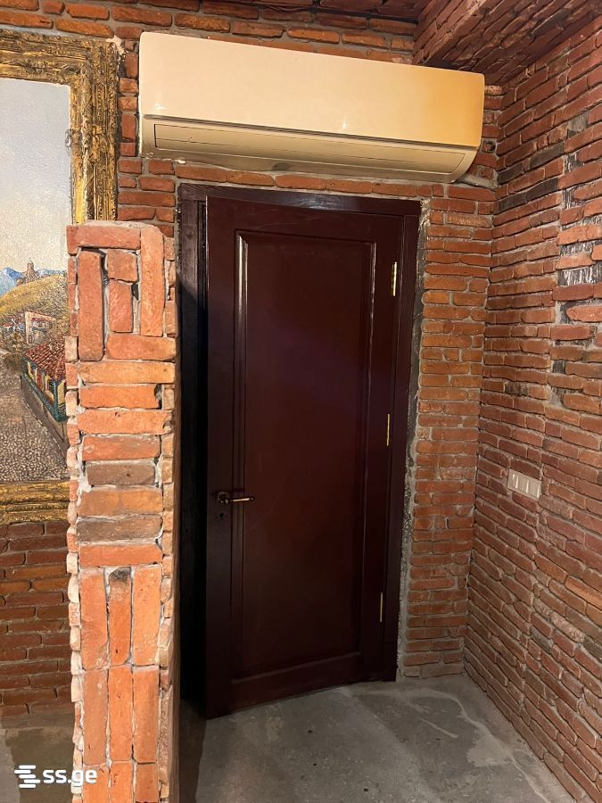 Commercial Space For Rent. Sololaki view 5
