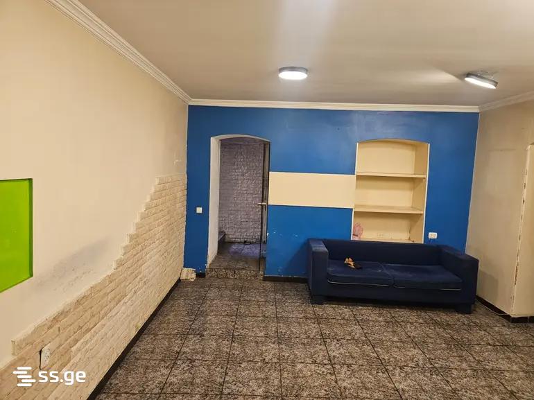 Commercial Space For Rent. Sololaki view 9