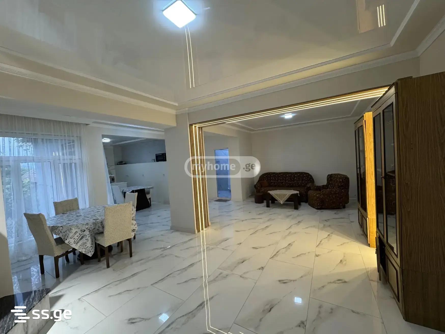 4 Room Private House For Rent. Batumi, 4 of 12
