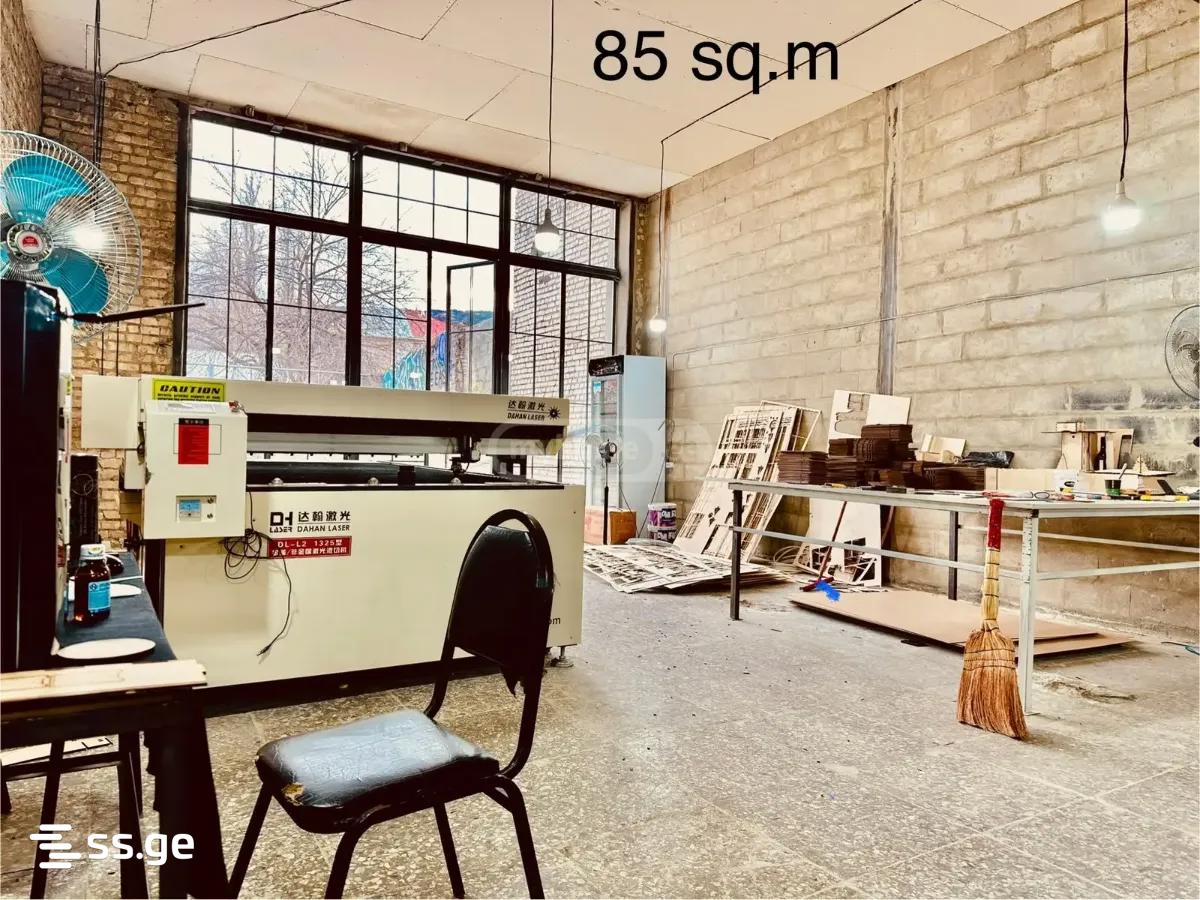 Store-Industrial Property For Rent. Isani, 4 of 5