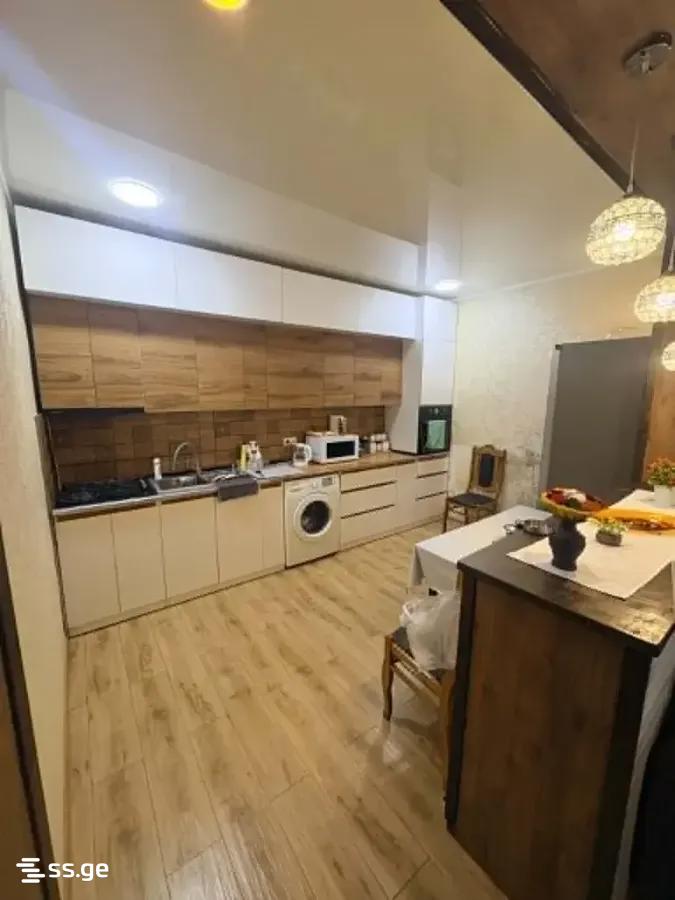 5 Room Flat For Sale view 1