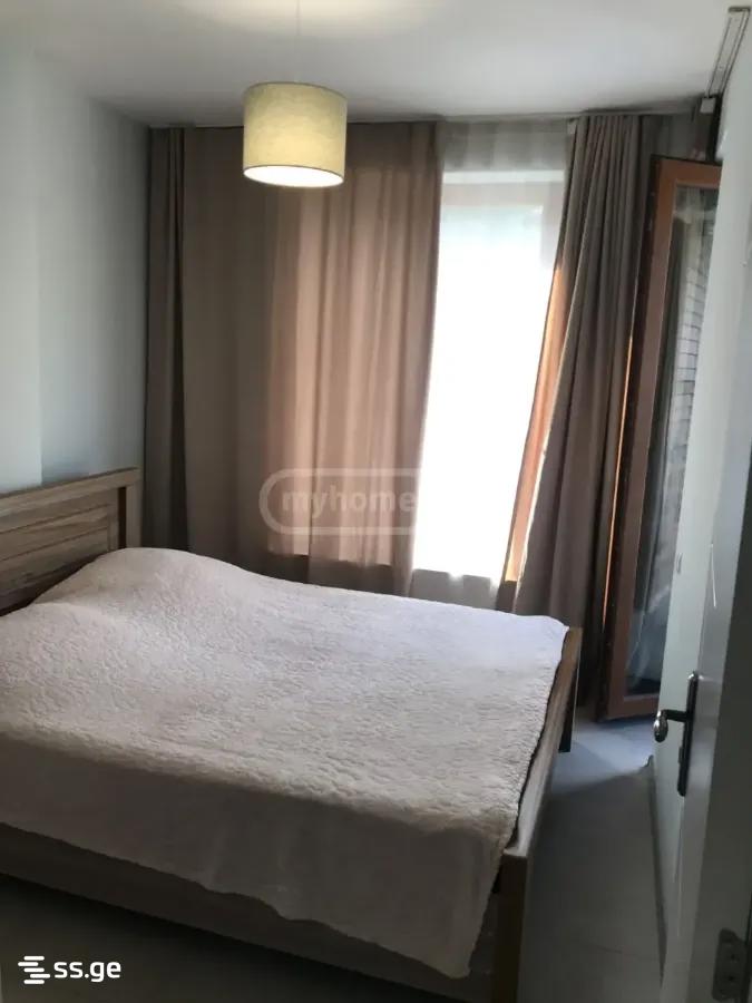 Продажа 2-комната Квартира, 1 of 12