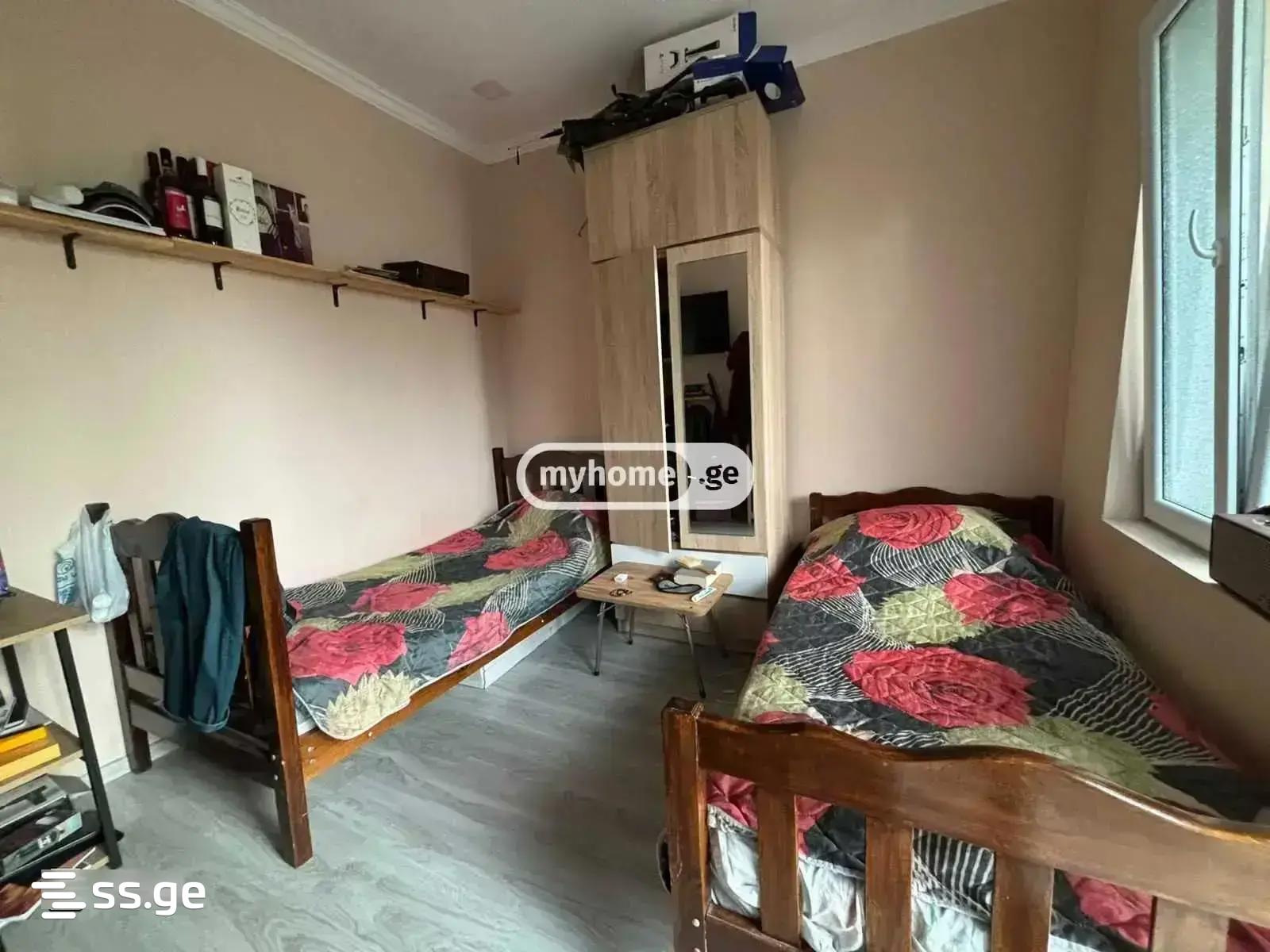 5 Room Flat For Sale view 7