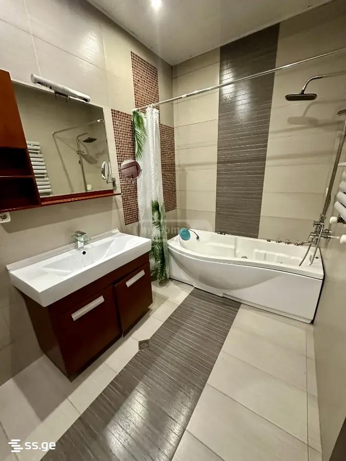 4 Room Private House For Rent. Isani, 2 of 12