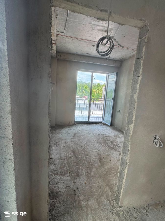 3 Room Flat For Sale view 5