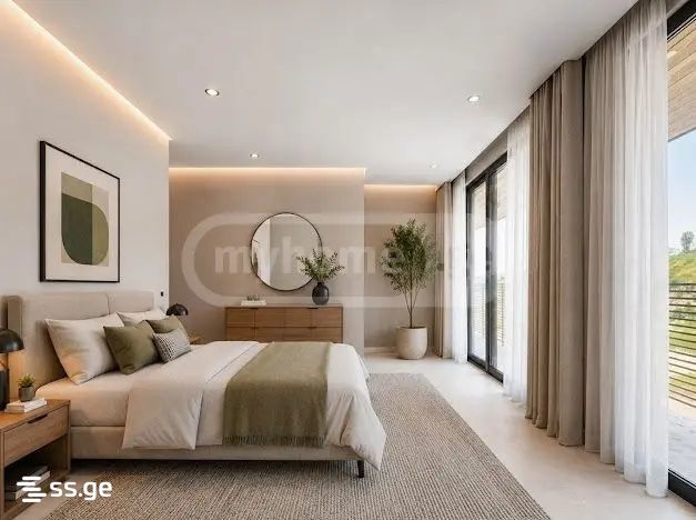 8 Room Private House For Sale view 3
