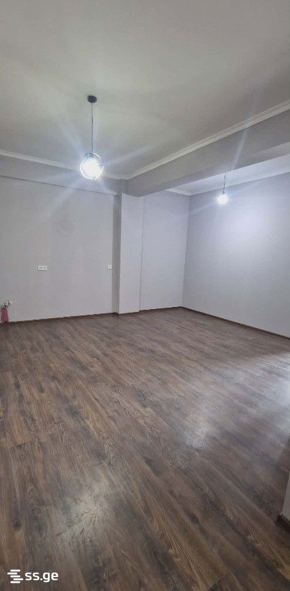 3 Room Flat For Sale view 2