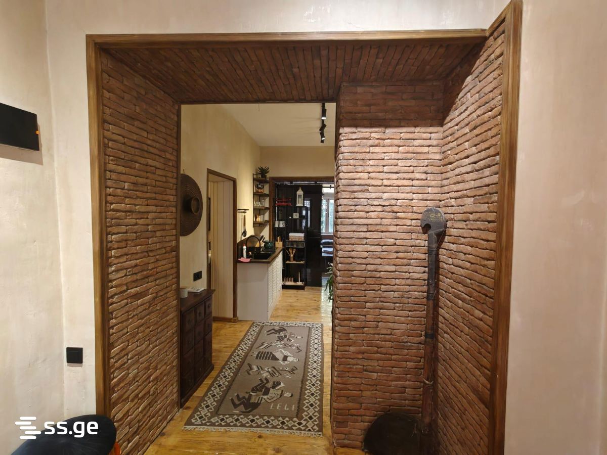 2 Room Flat For Sale view 2