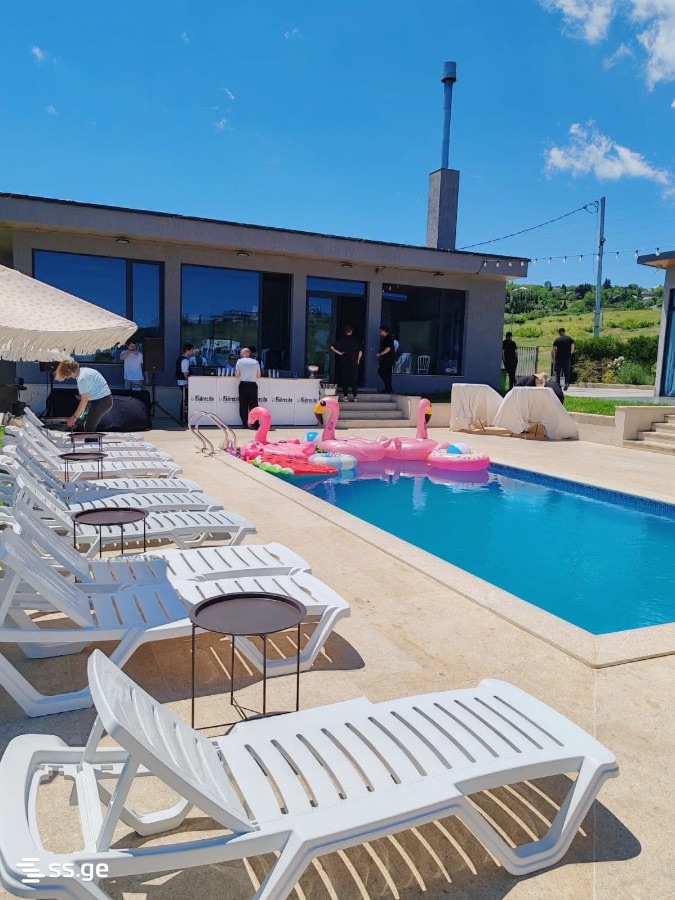 5 Room Private House Daily Rent. Shindisi view 4