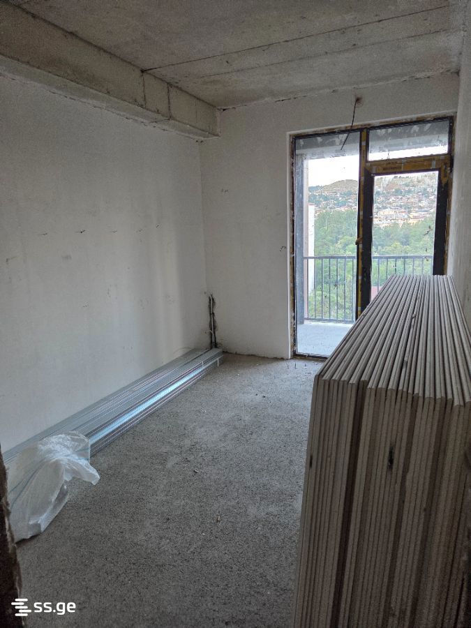 3 Room Flat For Sale view 9